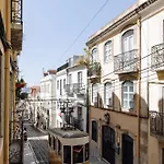 Διαμέρισμα Bica *