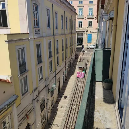 Bica Apartment Lisbon