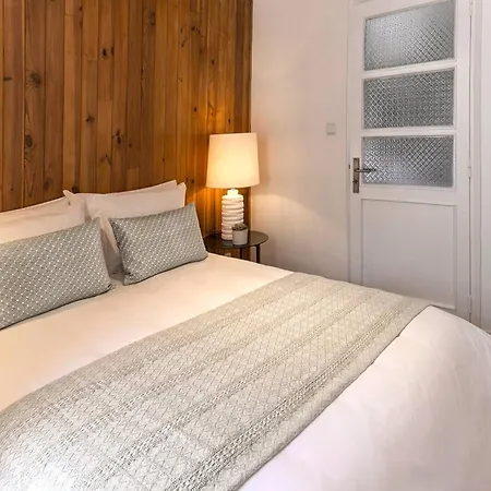 Bica Apartment *